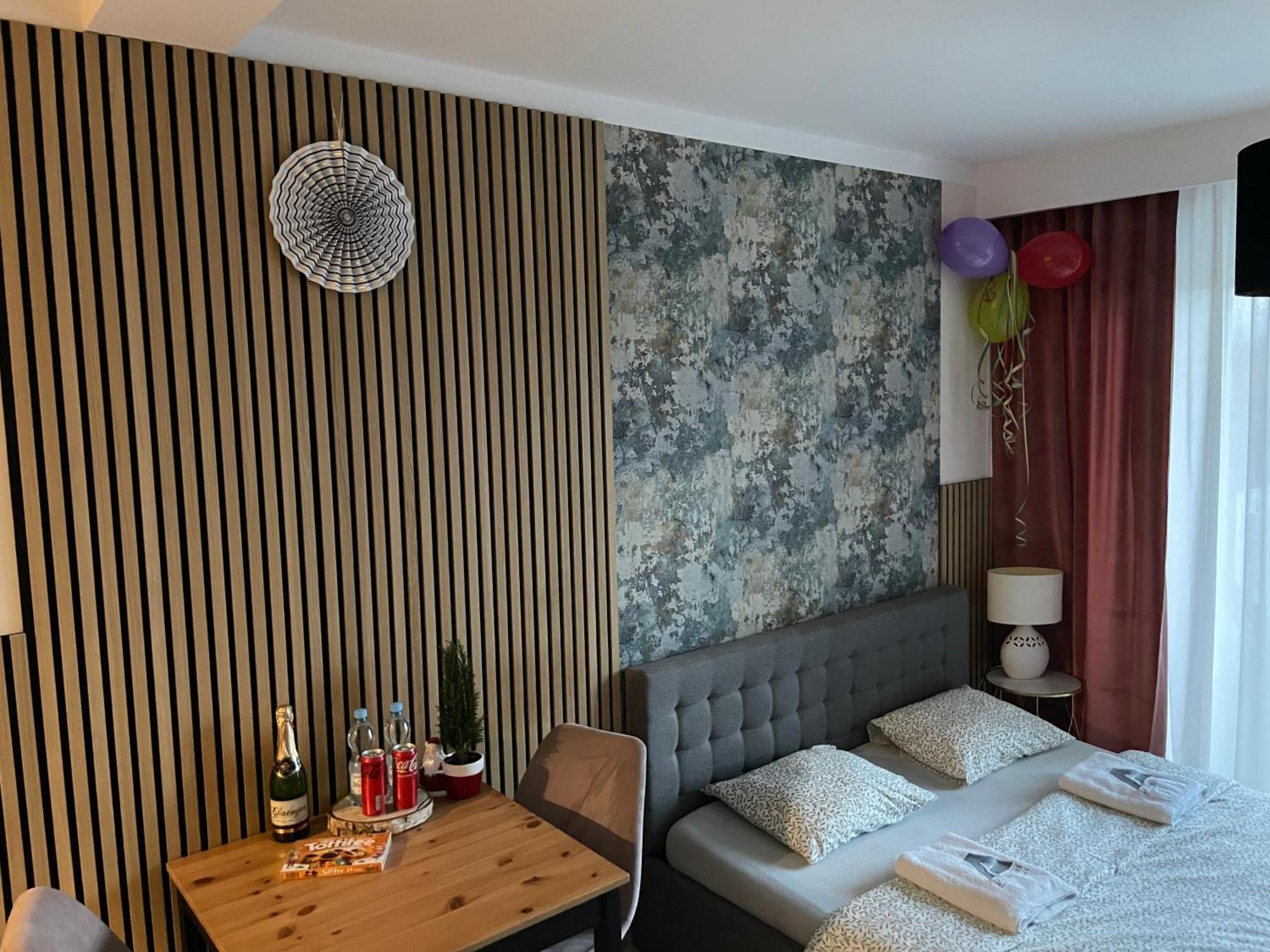 Apartament Royal Chelmonskiego Сьрем Екстер'єр фото
